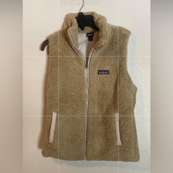 Patagonia Jackets & Blazers - PATAGONIA Los Gatos Women’s Vest..Size: Medium